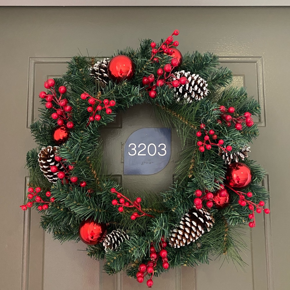 Wondershop Holiday Wreath